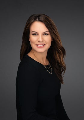 Portrait of Andrea Pendleton, Realtor